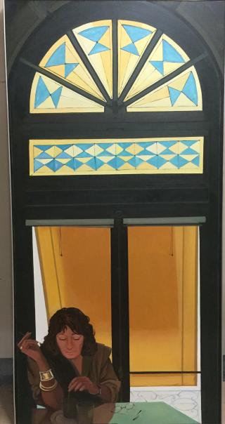 Vrouw voor venster
